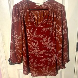 Cute fall blouse hardly worn